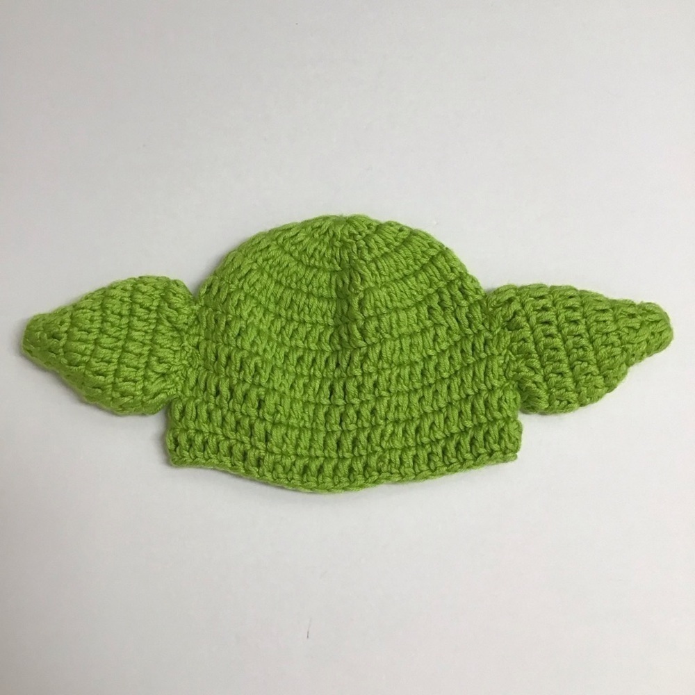 Baby Yoda Hand Knit Beanie Star Wars Disney Green Grogu Mandalorian Infant Hat - Picture 4 of 7